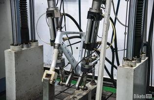 瑞豹国产碳架安装视频